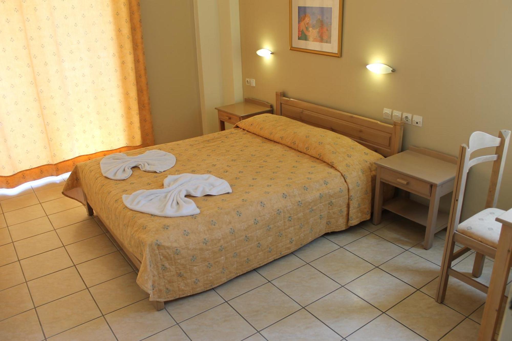 Varvaras Diamond Hotel Platanes  Room photo